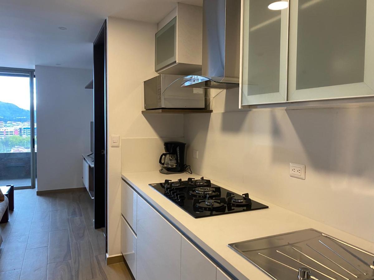 Apartamento En Zona Exclusiva De Cuenca Apartment Bagian luar foto