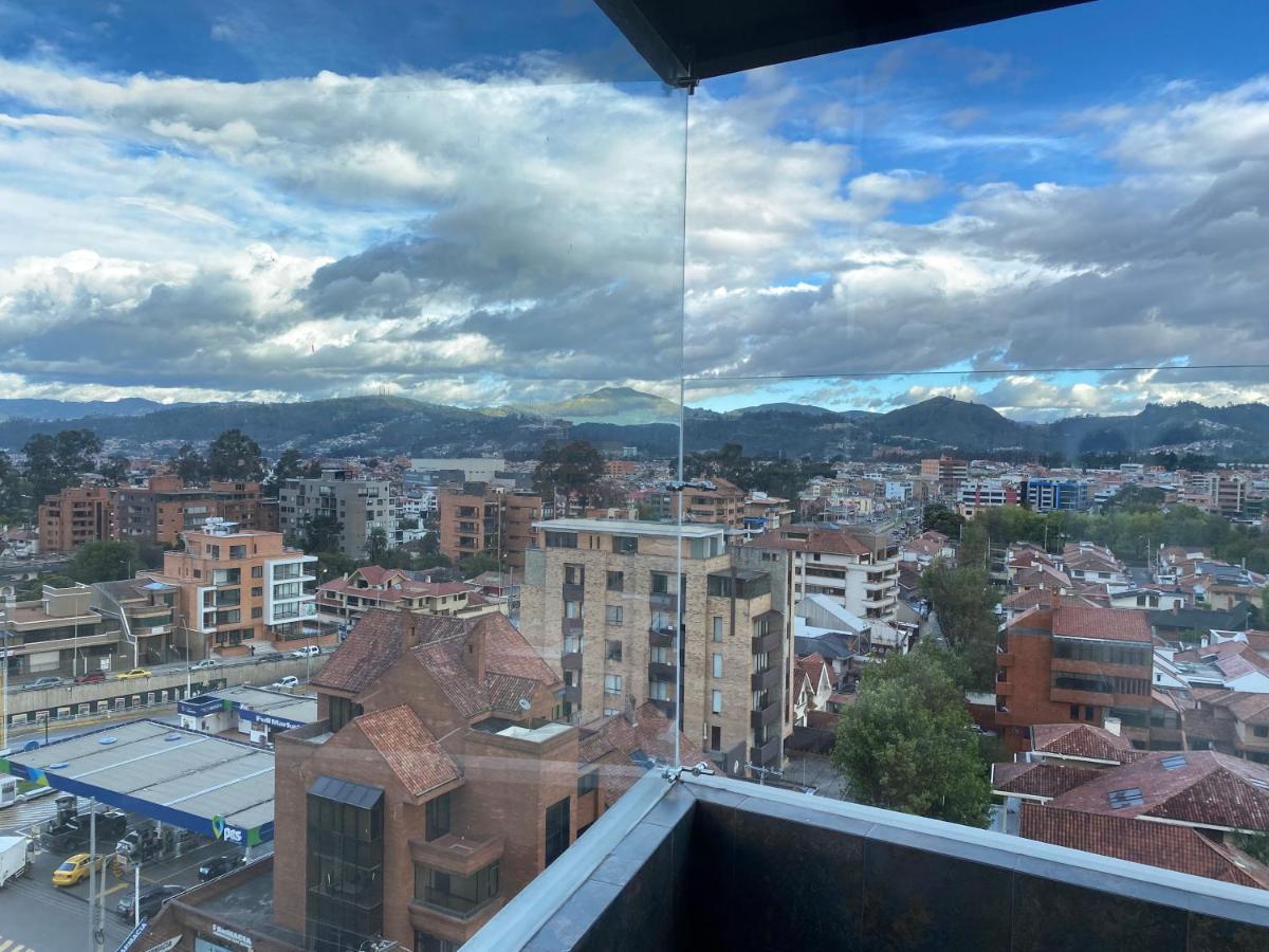 Apartamento En Zona Exclusiva De Cuenca Apartment Bagian luar foto
