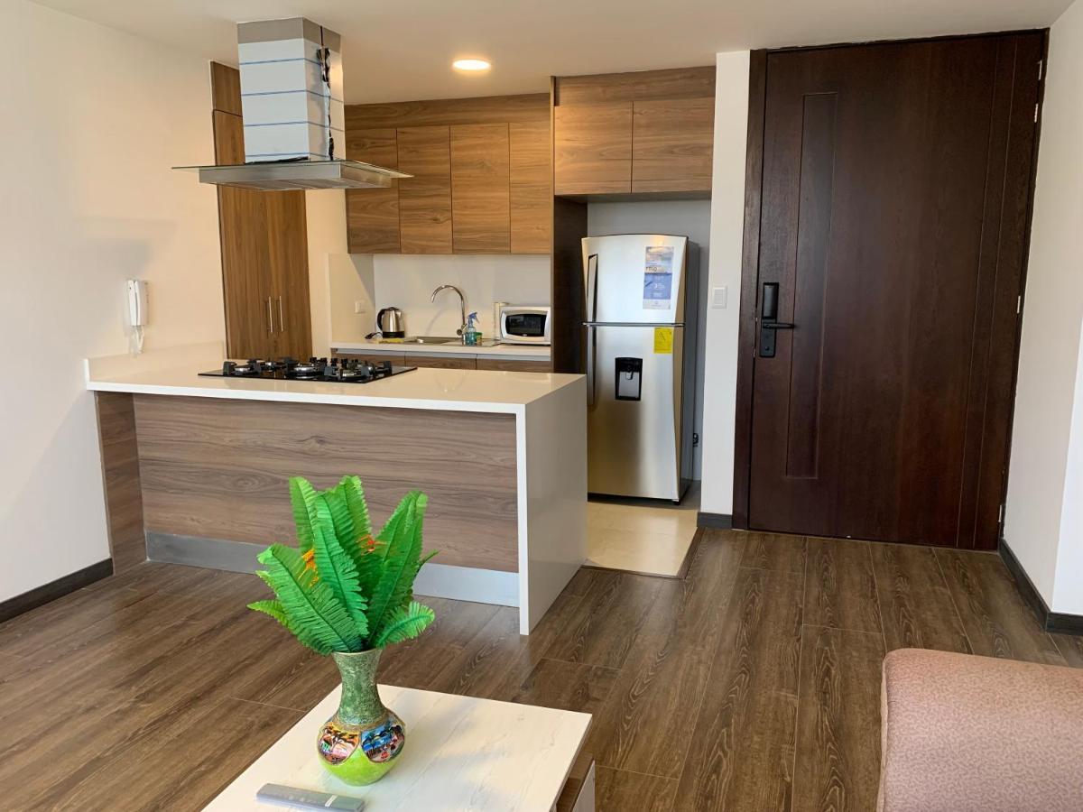Apartamento En Zona Exclusiva De Cuenca Apartment Bagian luar foto