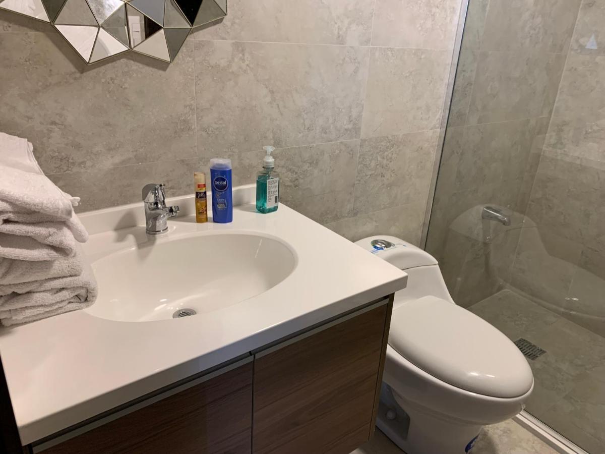 Apartamento En Zona Exclusiva De Cuenca Apartment Bagian luar foto