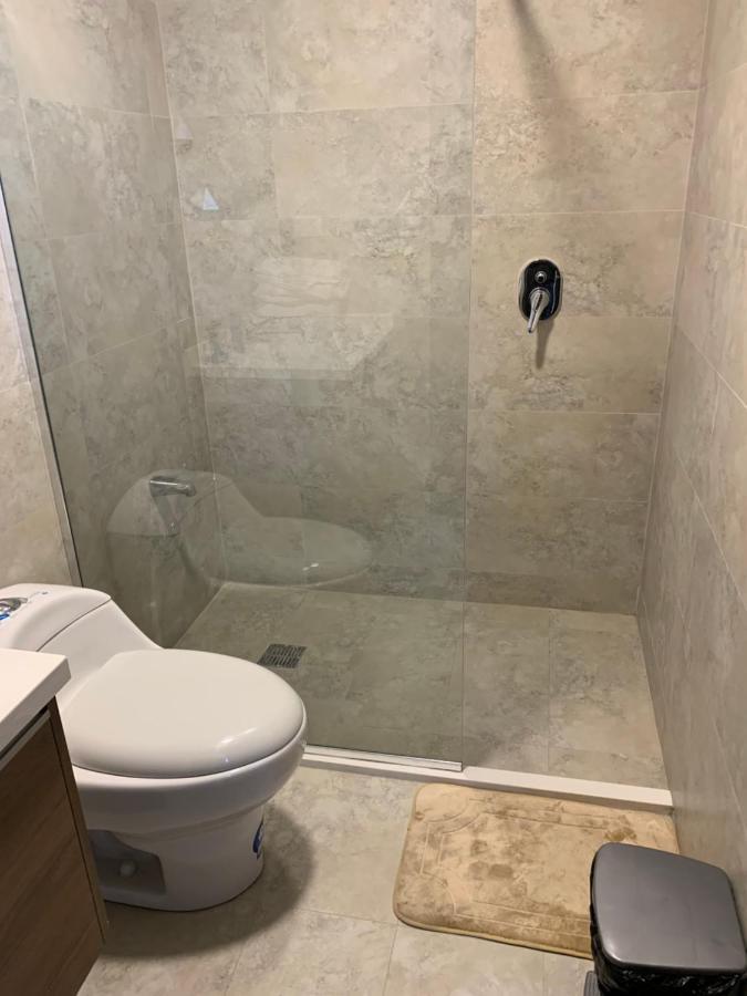 Apartamento En Zona Exclusiva De Cuenca Apartment Bagian luar foto